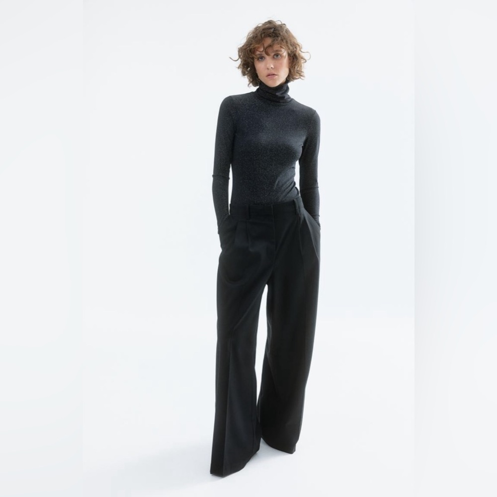 H&M Black Sparkle Turtleneck Top | Small